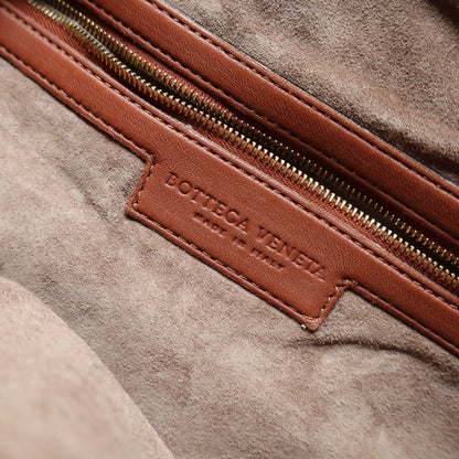 Bottega Veneta Vintage Coral Brown Intrecciato Weave Large Veneta Hobo Bag