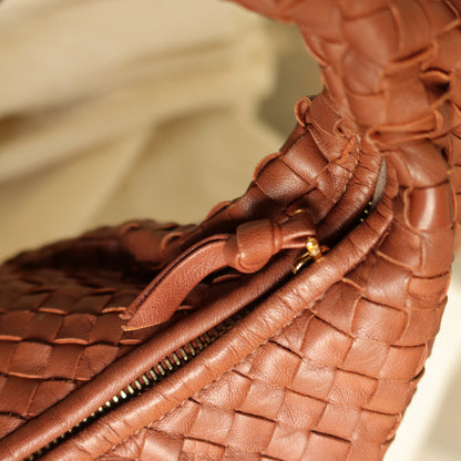 Bottega Veneta Vintage Coral Brown Intrecciato Weave Large Veneta Hobo Bag
