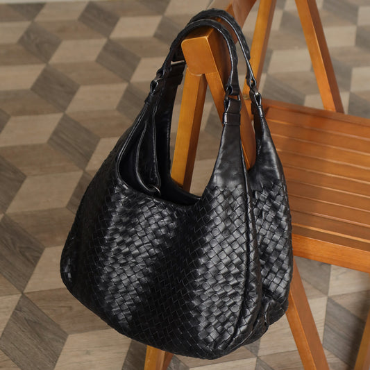Bottega Veneta Vintage Black Medium Intrecciato Hobo Shoulder Bag