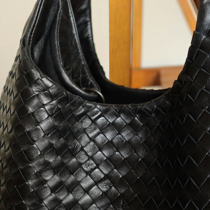 Bottega Veneta Vintage Black Medium Intrecciato Hobo Shoulder Bag