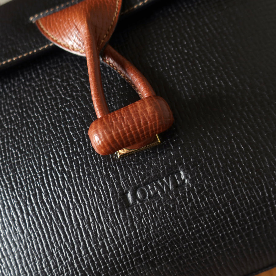 Loewe Vintage Black Brown Grained Leather Twisted Knot 2way Shoulder Flap Bag