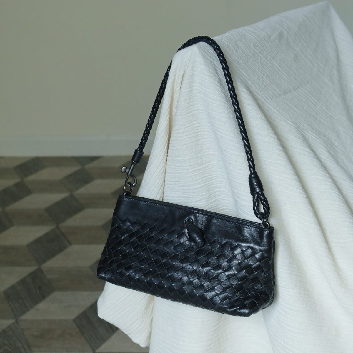 Bottega Veneta Vintage Black Intrecciato Weave Mini Pochette Clutch Shoulder Bag S2