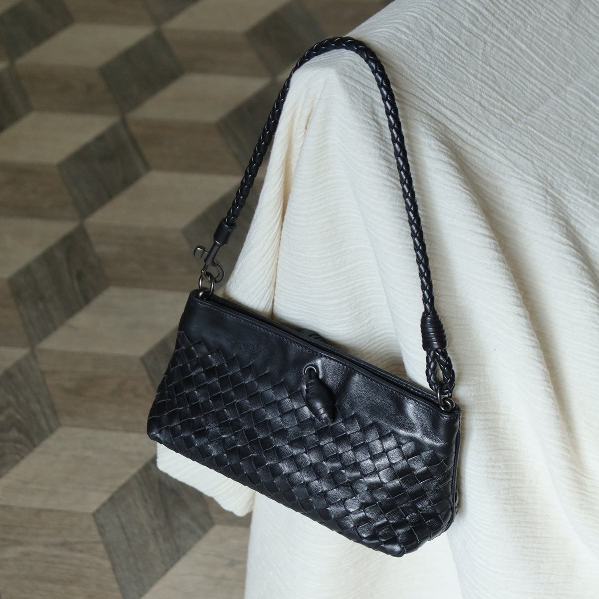 Bottega Veneta Vintage Black Intrecciato Weave Mini Pochette Clutch Shoulder Bag S2