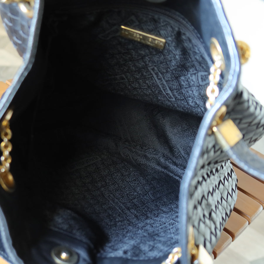 Bottega Veneta Vintage Black Intrecciato Leather Relaxed Shoulder Bag