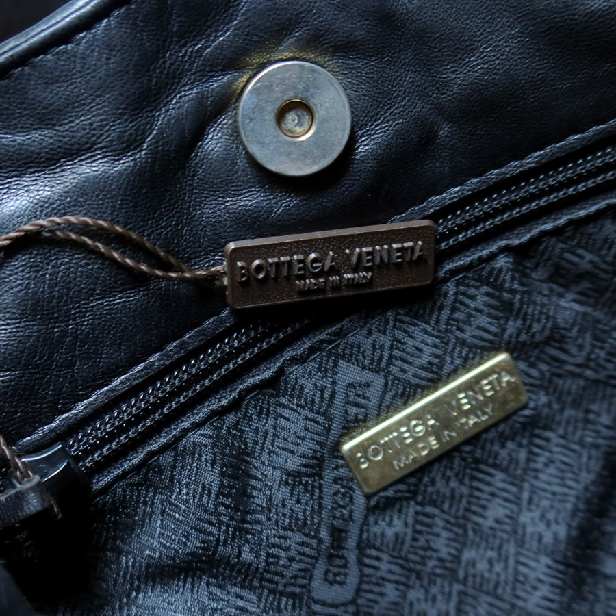 Bottega Veneta Vintage Black Intrecciato Leather Relaxed Shoulder Bag