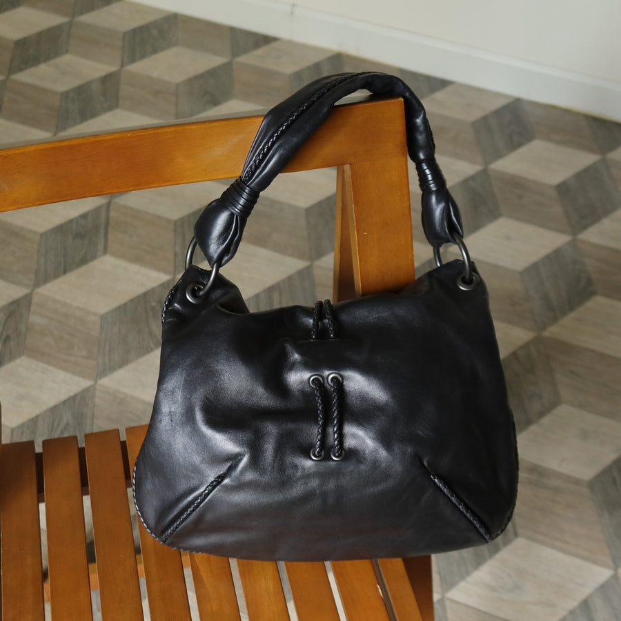 Bottega Veneta Vintage Black Lambskin Leather Ring Hobo One Shoulder Bag