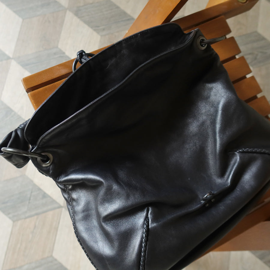 Bottega Veneta Vintage Black Lambskin Leather Ring Hobo One Shoulder Bag