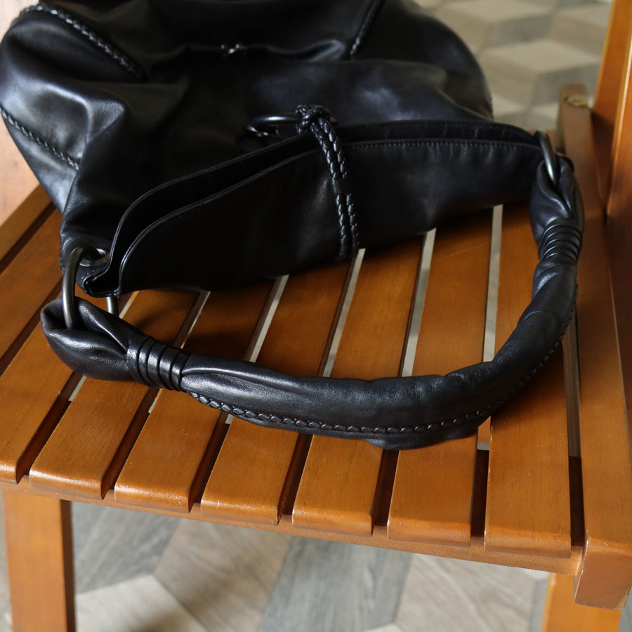 Bottega Veneta Vintage Black Lambskin Leather Ring Hobo One Shoulder Bag