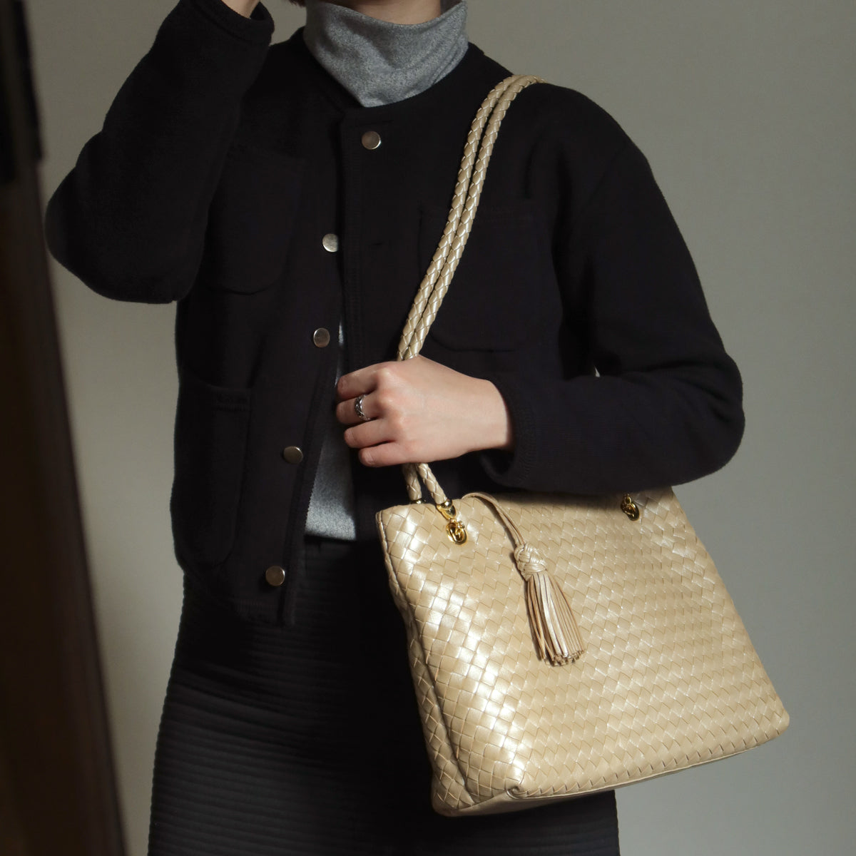 Rare Bottega Veneta Vintage Shimmer Ivory Pearl Intrecciato Braided Strap Shoulder Bag