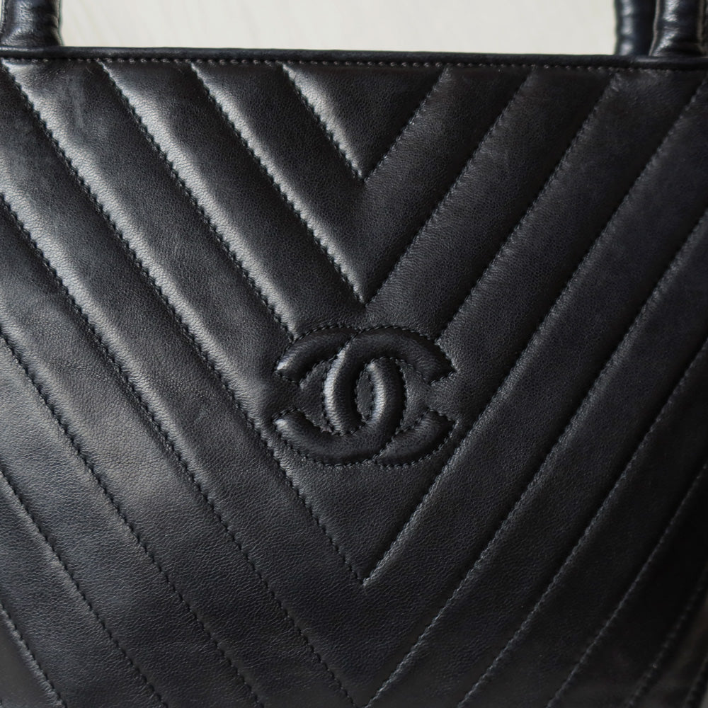 Vintage Chanel Black Lambskin V stitch Coco mark Top Handle Kelly Bag