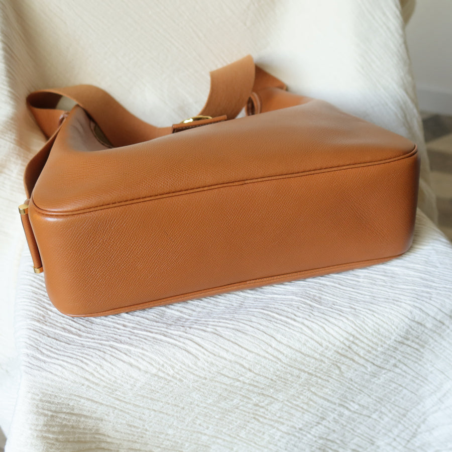 Hermès Vintage '90s Caramel Brown Leather H gold ring Tsako Shoulder Bag