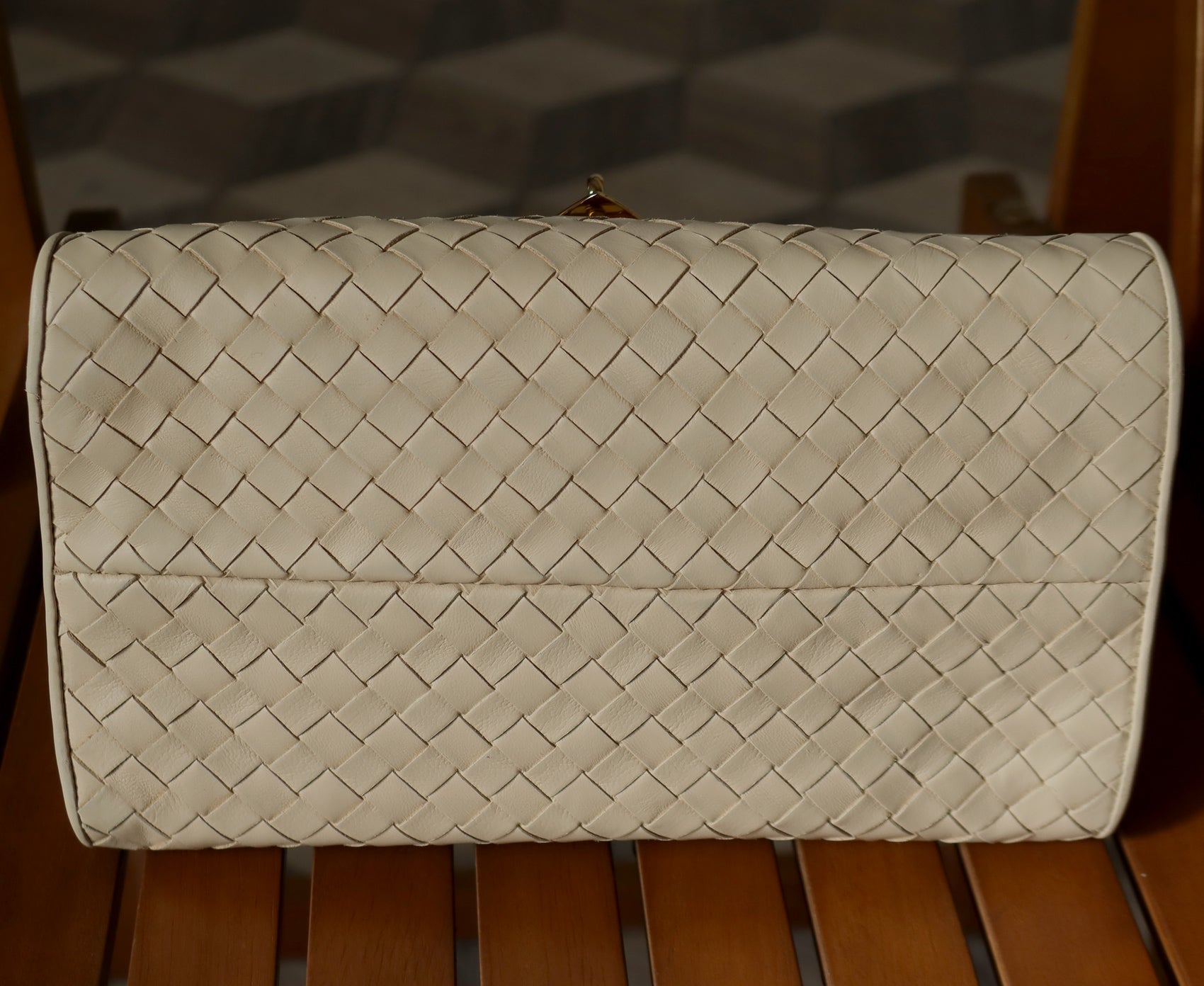 Rare Bottega Veneta Vintage Ivory Intrecciato Weave Leather Classic Bag