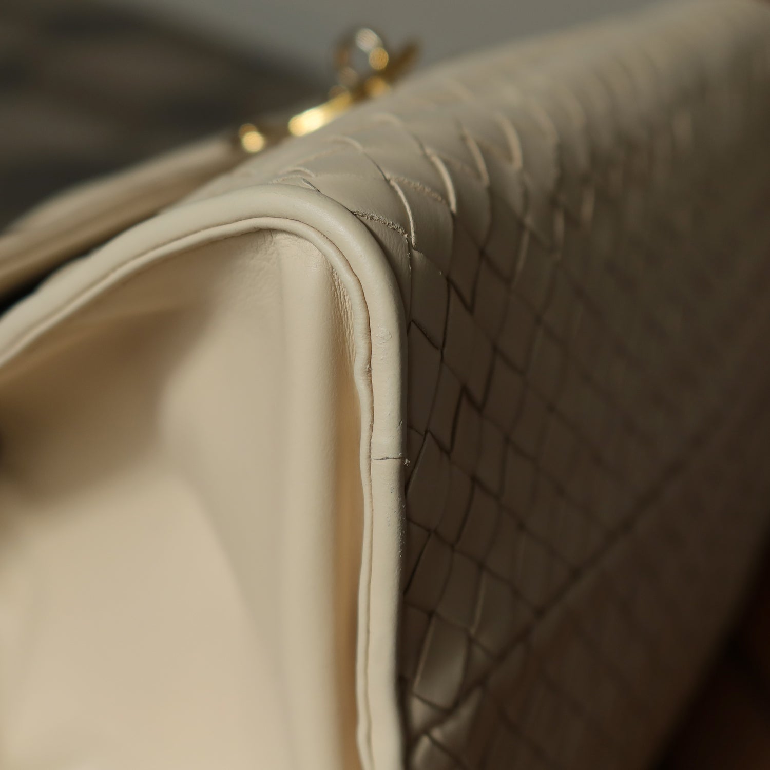 Rare Bottega Veneta Vintage Ivory Intrecciato Weave Leather Classic Bag