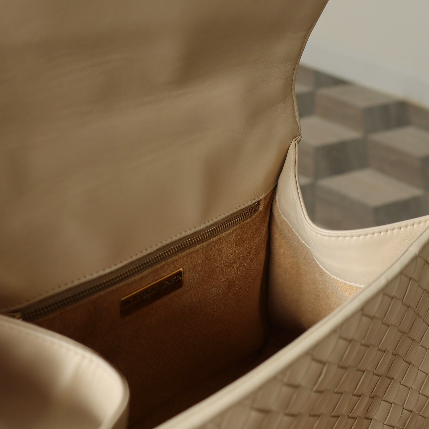 Rare Bottega Veneta Vintage Ivory Intrecciato Weave Leather Classic Bag