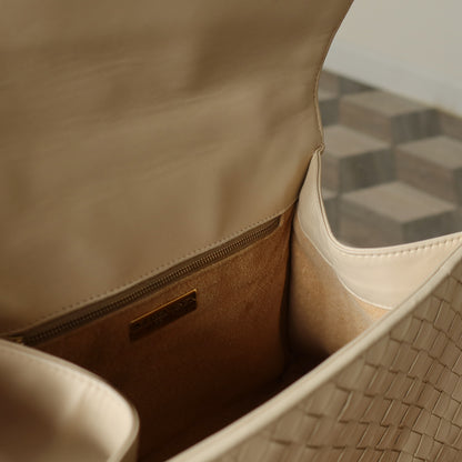 Rare Bottega Veneta Vintage Ivory Intrecciato Weave Leather Classic Bag