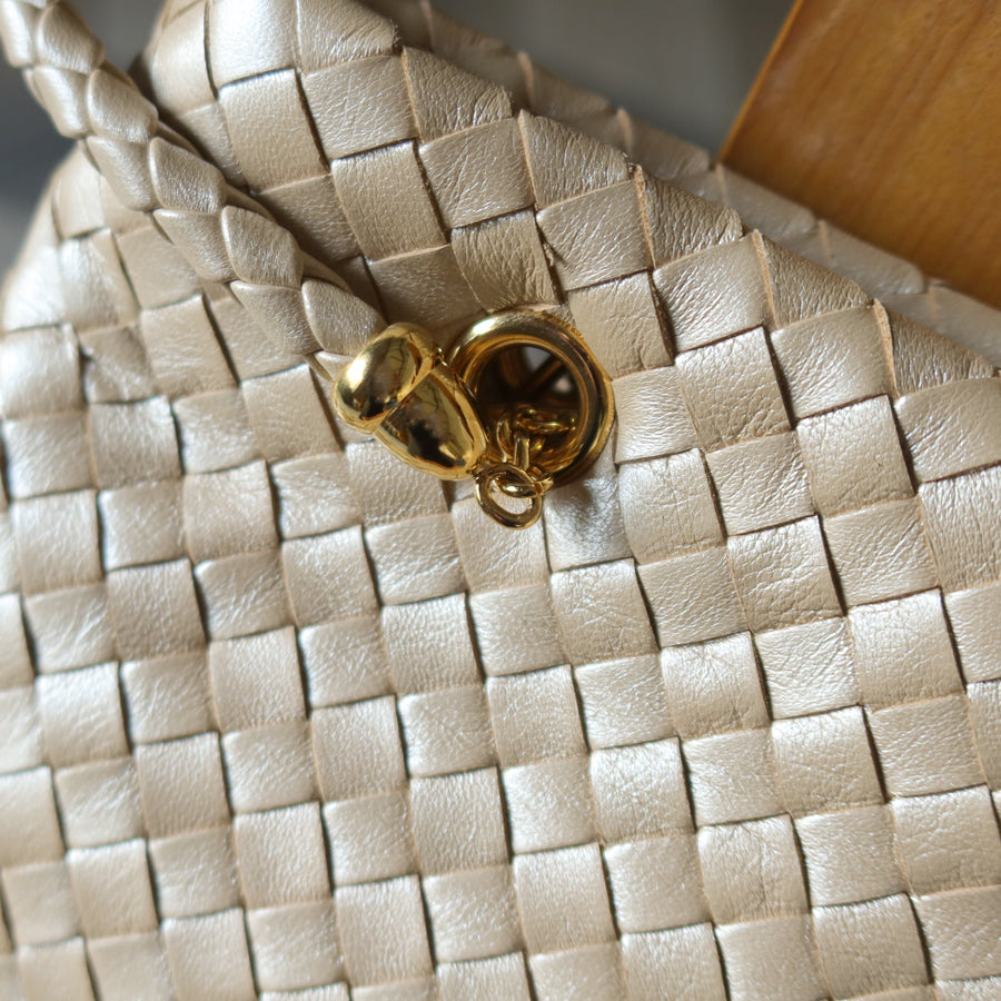 Rare Bottega Veneta Vintage Shimmer Ivory Pearl Intrecciato Braided Strap Shoulder Bag