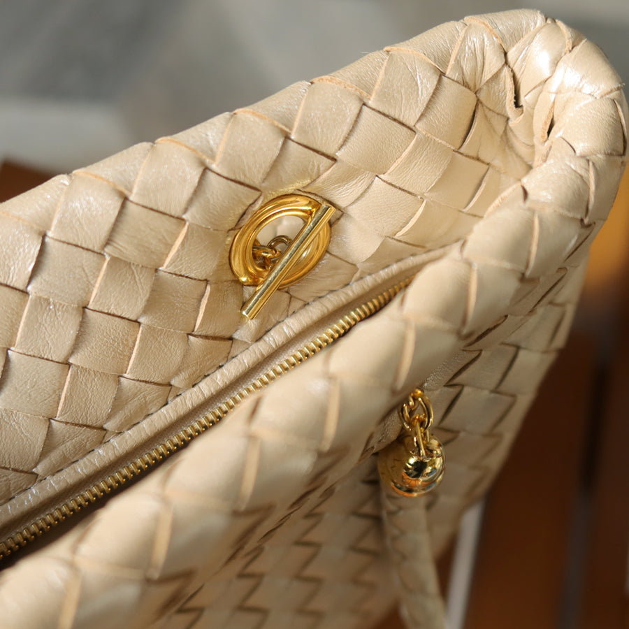 Rare Bottega Veneta Vintage Shimmer Ivory Pearl Intrecciato Braided Strap Shoulder Bag