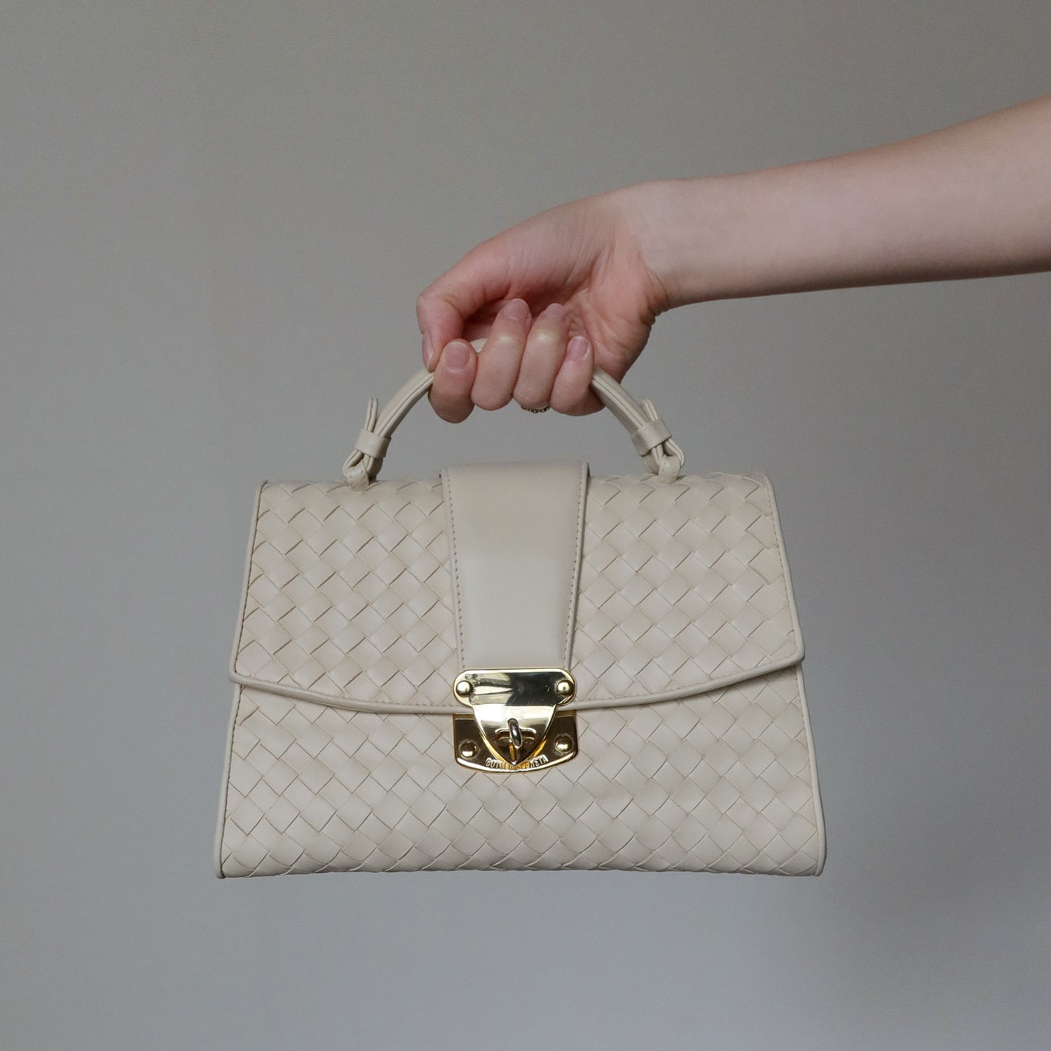 Rare Bottega Veneta Vintage Ivory Intrecciato Weave Leather Classic Bag