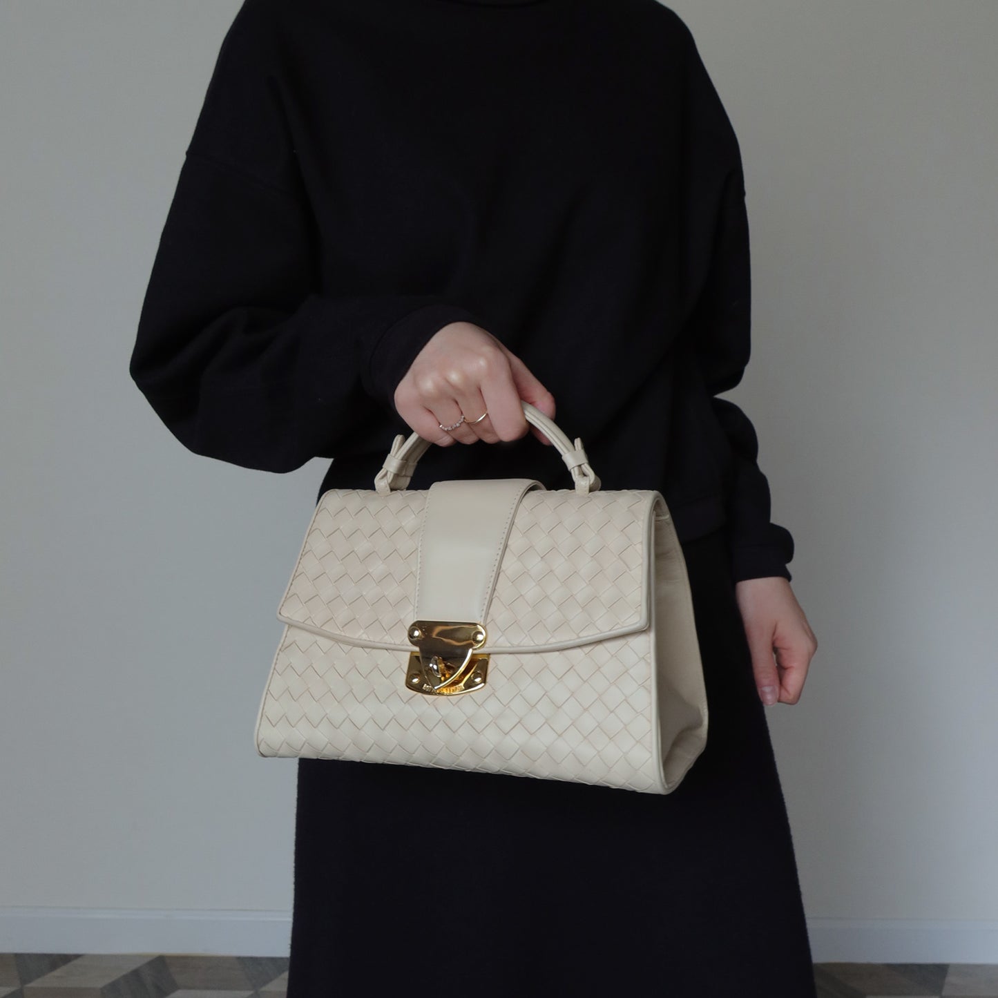 Rare Bottega Veneta Vintage Ivory Intrecciato Weave Leather Classic Bag