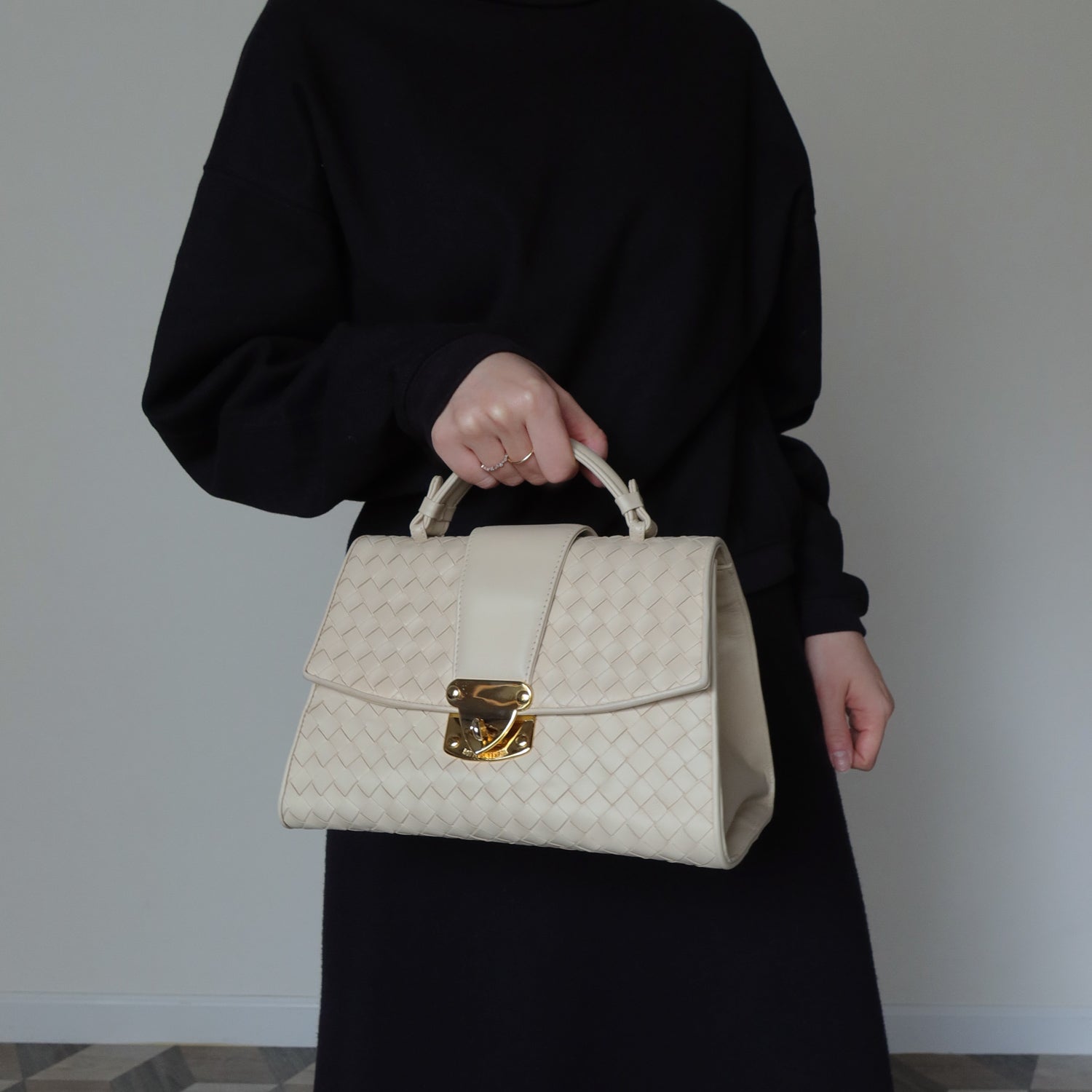 Rare Bottega Veneta Vintage Ivory Intrecciato Weave Leather Classic Bag