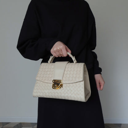 Rare Bottega Veneta Vintage Ivory Intrecciato Weave Leather Classic Bag