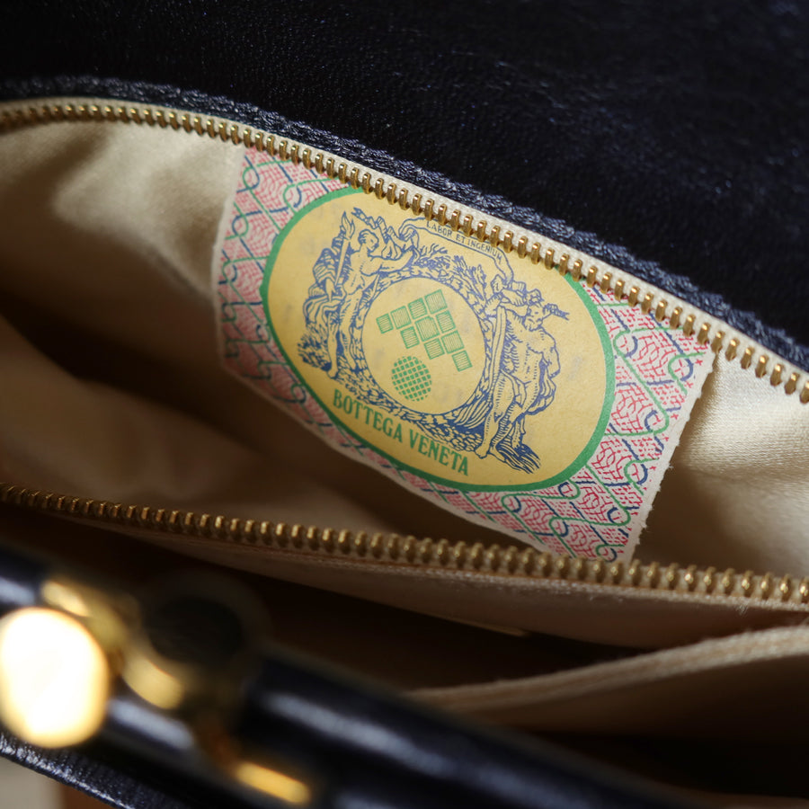 Rare Bottega Veneta Vintage Dark Navy Intrecciato Turn lock 2way Flap Bag