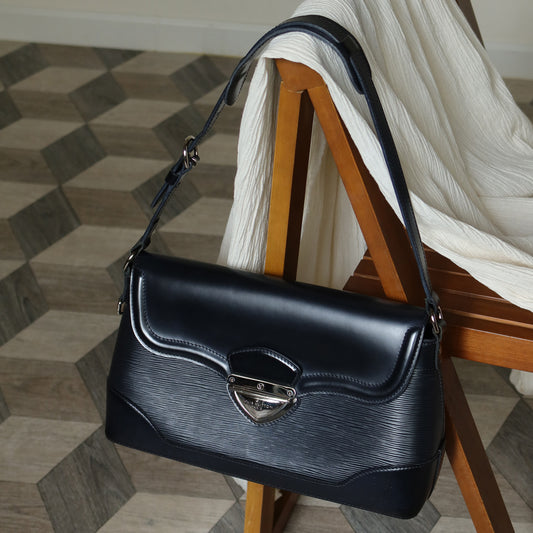 Louis Vuitton Vinage Black Epi Leather Beverly Trunk Shoulder Bag
