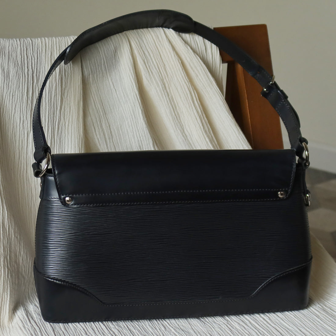 Louis Vuitton Vinage Black Epi Leather Beverly Trunk Shoulder Bag
