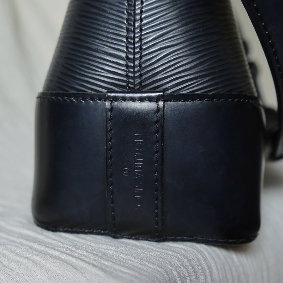 Louis Vuitton Vinage Black Epi Leather Beverly Trunk Shoulder Bag