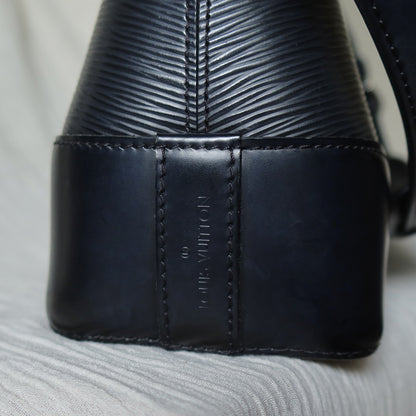 Louis Vuitton Vinage Black Epi Leather Beverly Trunk Shoulder Bag
