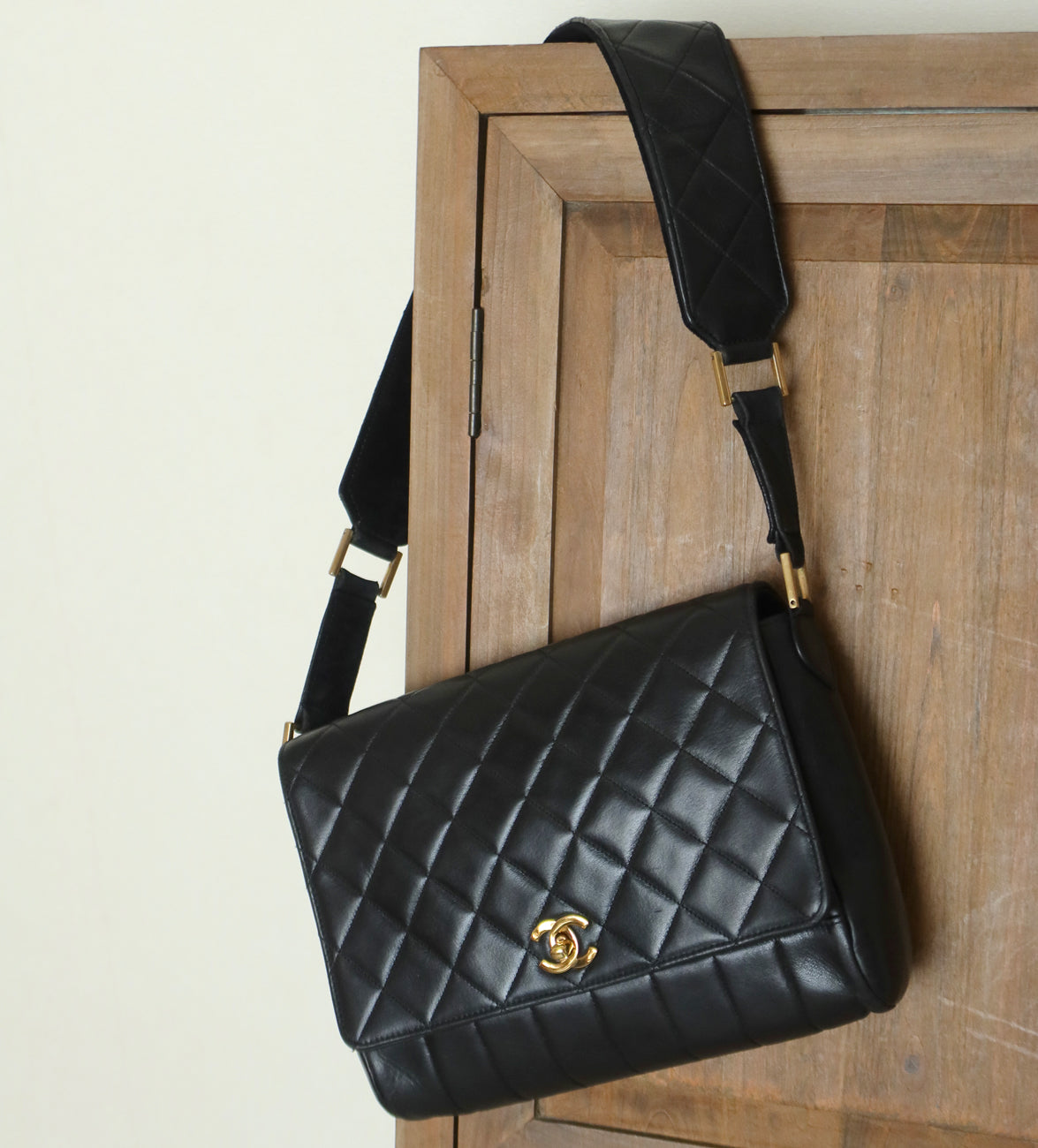 Rare Chanel Vintage Black Lambskin CC Turn Lock Double Quilted Shoulder Bag