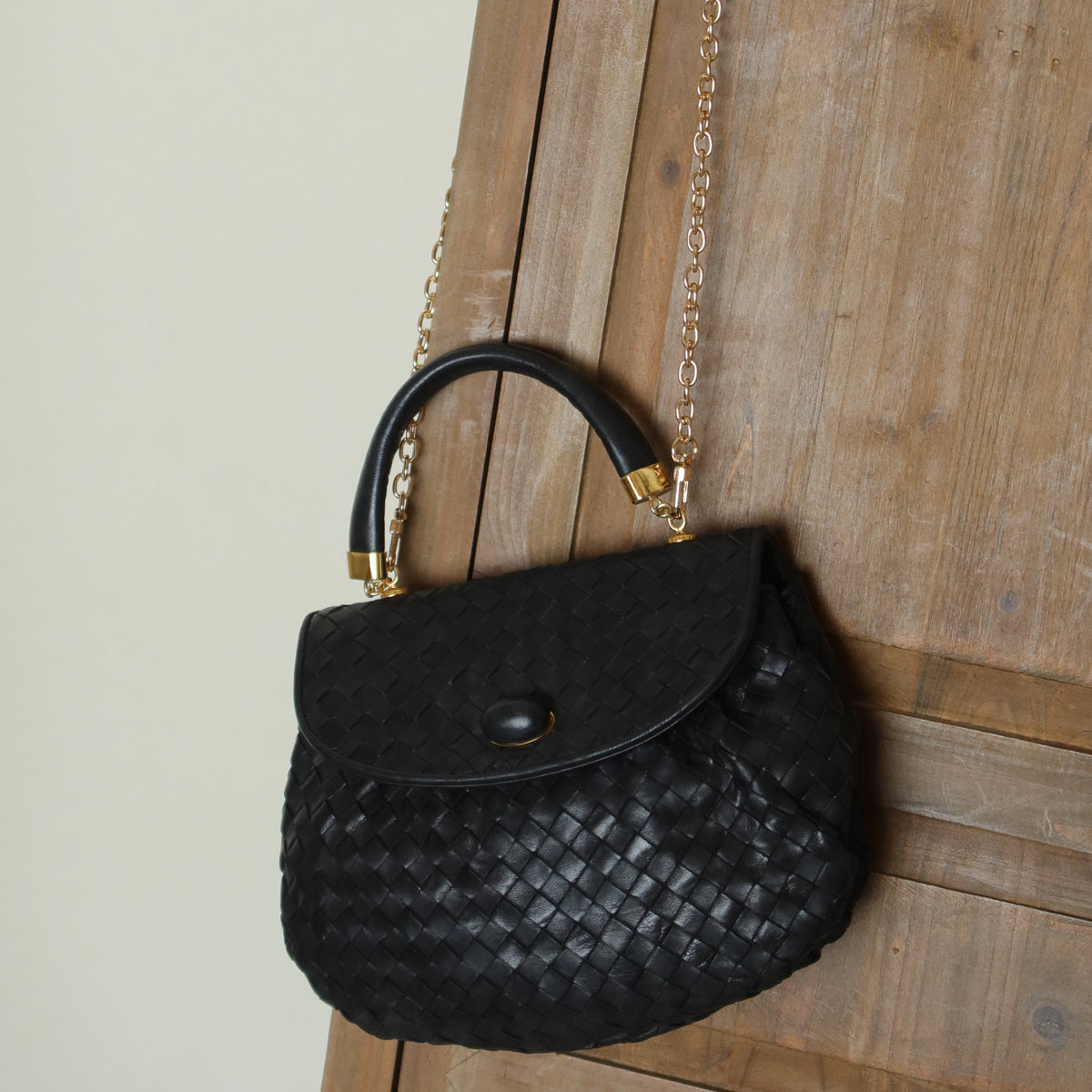 Bottega Veneta Vintage Black Intrecciato Weave Turn Lock Hand Bag M