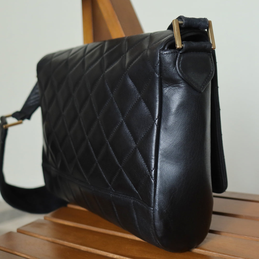 Rare Chanel Vintage Black Lambskin CC Turn Lock Double Quilted Shoulder Bag