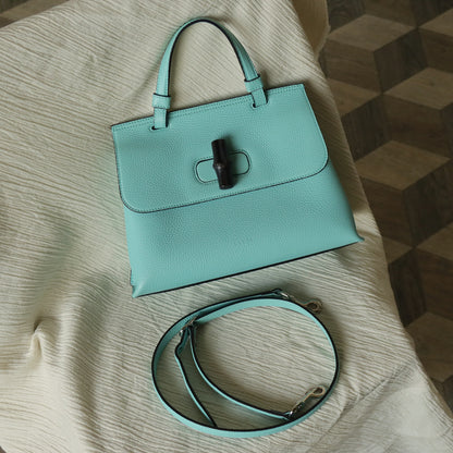 Rare Gucci Vintage Bamboo Turn lock Blue Leather Small 2way Daily Crossbody Bag 2