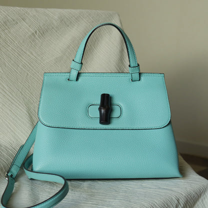 Rare Gucci Vintage Bamboo Turn lock Blue Leather Small 2way Daily Crossbody Bag 2