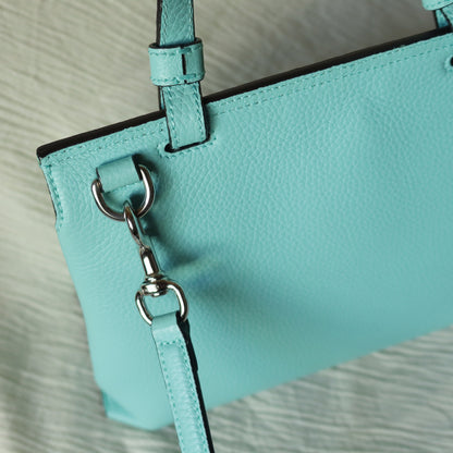 Rare Gucci Vintage Bamboo Turn lock Blue Leather Small 2way Daily Crossbody Bag 2