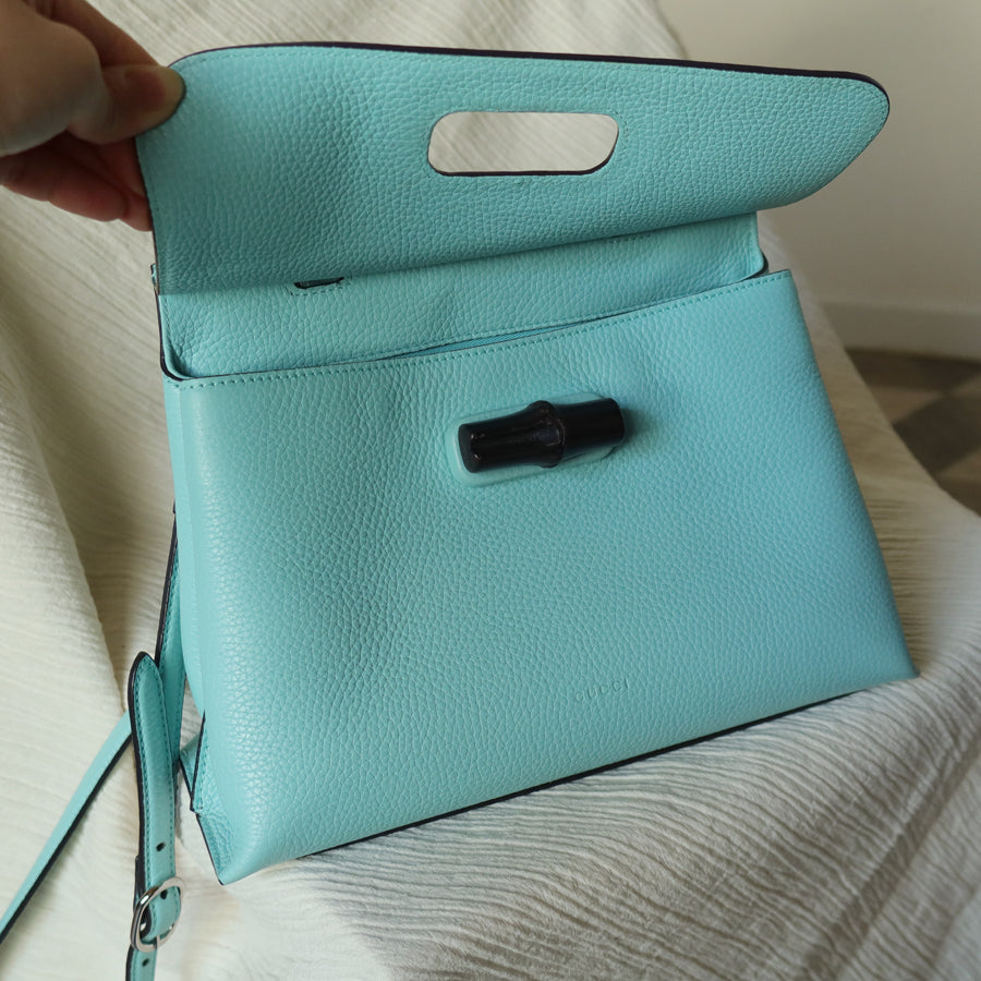 Rare Gucci Vintage Bamboo Turn lock Blue Leather Small 2way Daily Crossbody Bag 2