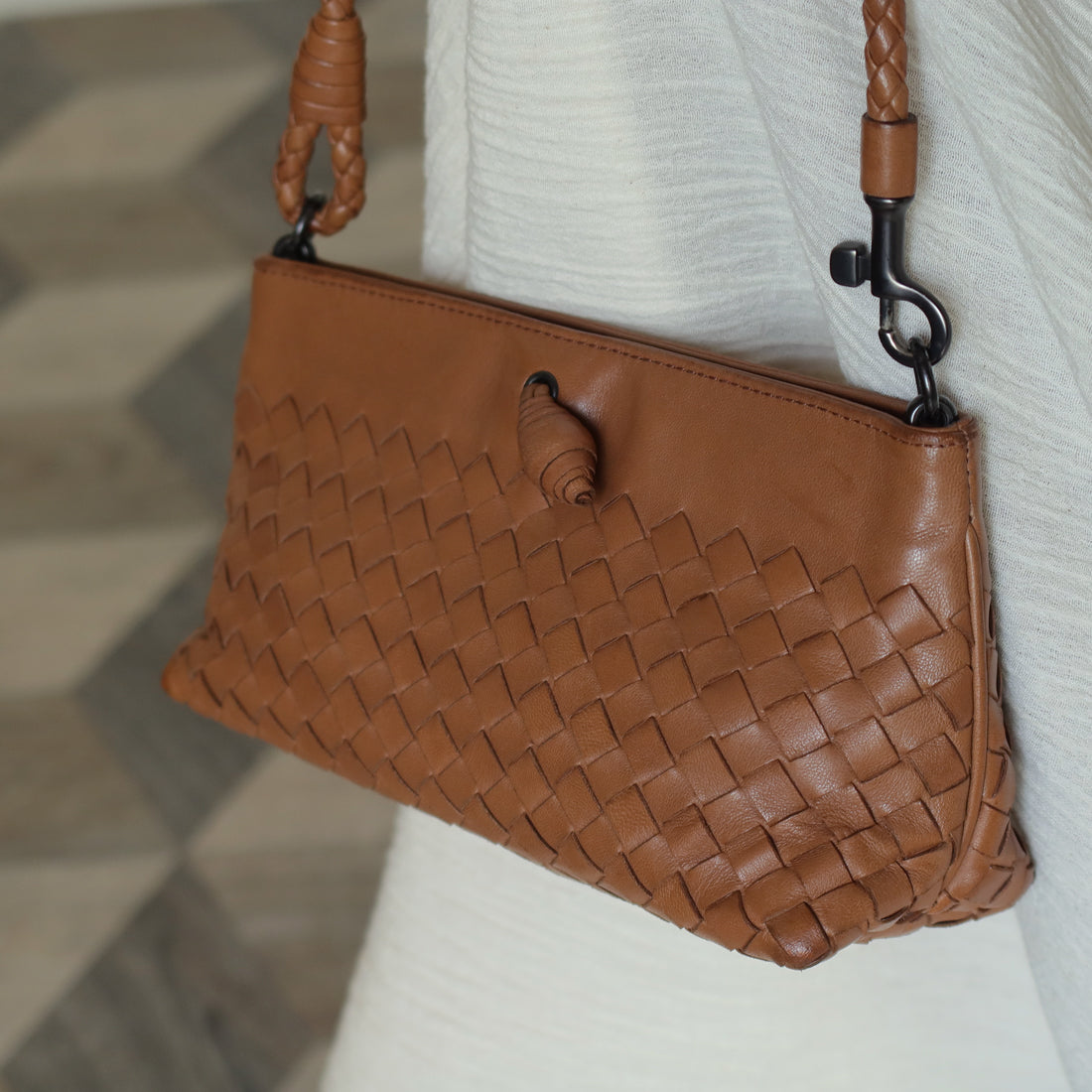 Bottega Veneta Vintage Caramel Brown Intrecciato Mini Pochette Clutch Shoulder Bag