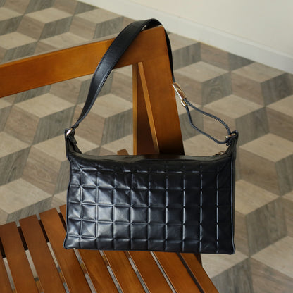 Chanel Vintage Black Quilted Chocolate Bar CC Mark Shoulder Bag Small 3