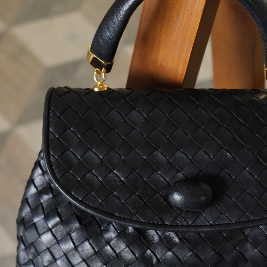 Bottega Veneta Vintage Black Intrecciato Weave Turn Lock Hand Bag M