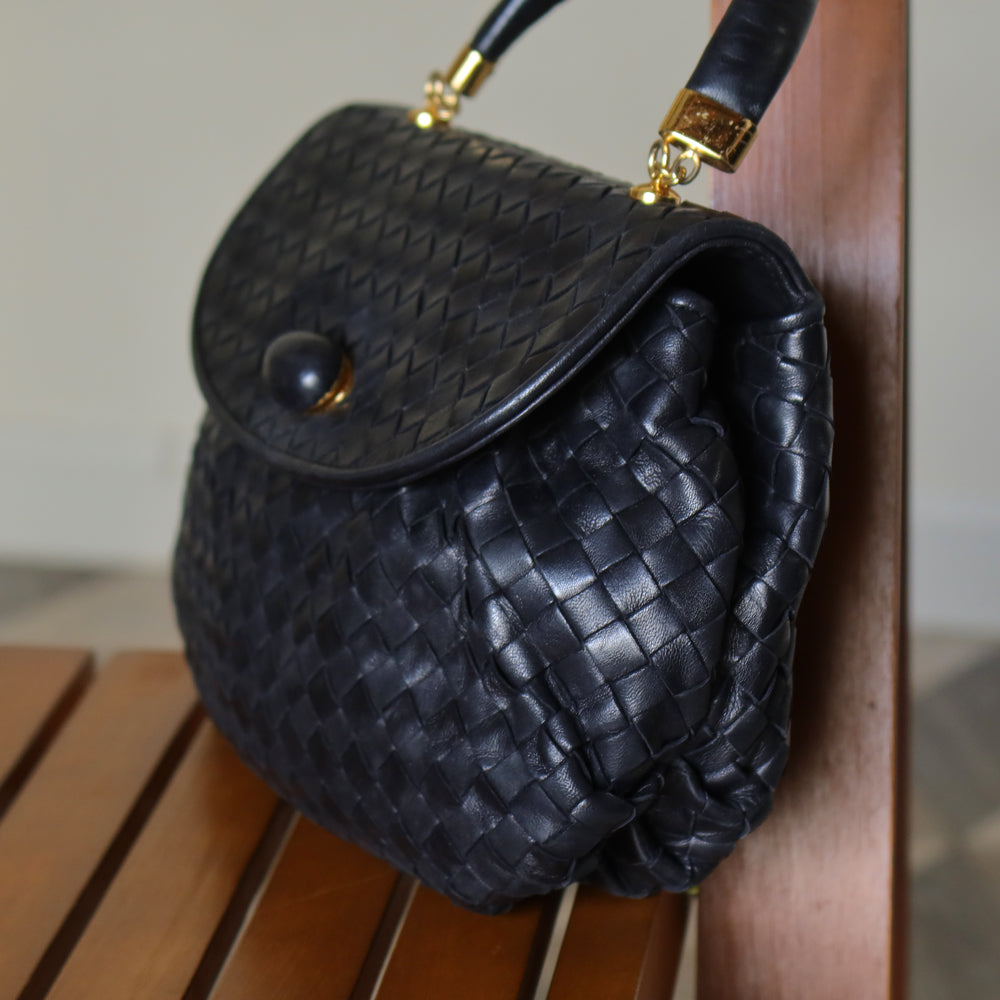 Bottega Veneta Vintage Black Intrecciato Weave Turn Lock Hand Bag M