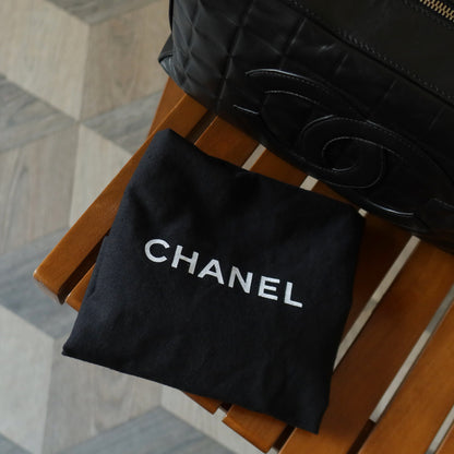 Chanel Vintage Black Quilted Chocolate Bar CC Mark Shoulder Bag Small 3