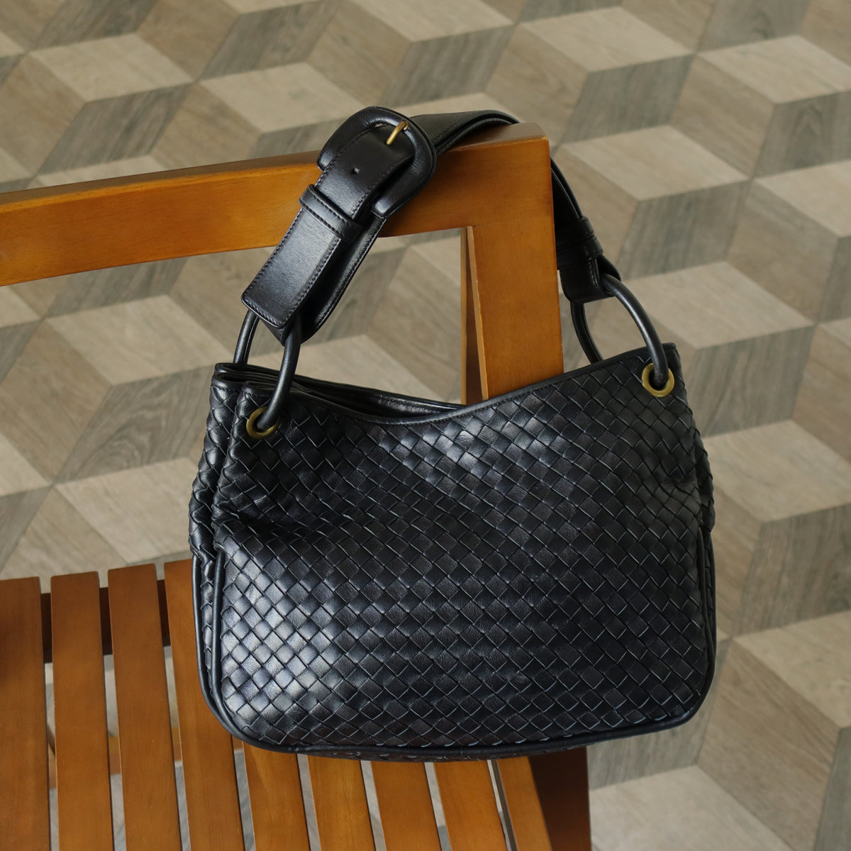 Bottega Veneta Vintage Black Intrecciato Ring Hobo Belt Strap Shoulder Bag