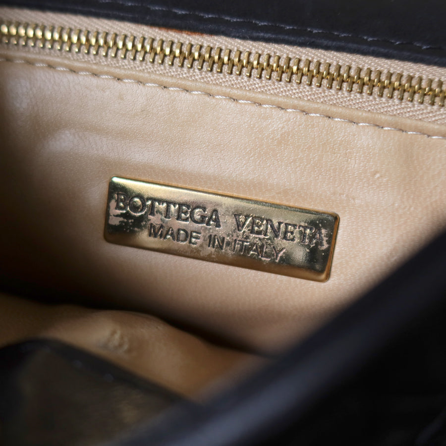 Bottega Veneta Vintage Black Intrecciato Weave Turn Lock Hand Bag M
