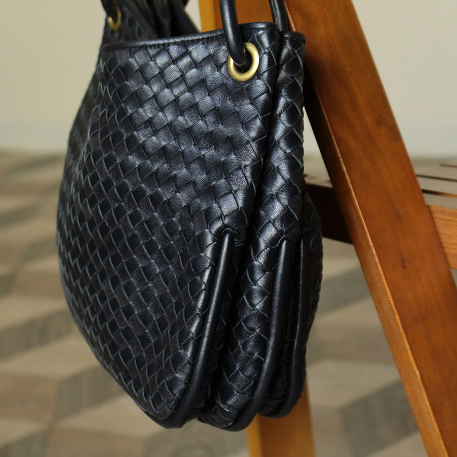 Bottega Veneta Vintage Black Intrecciato Ring Hobo Belt Strap Shoulder Bag