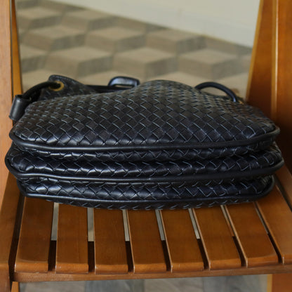 Bottega Veneta Vintage Black Intrecciato Ring Hobo Belt Strap Shoulder Bag