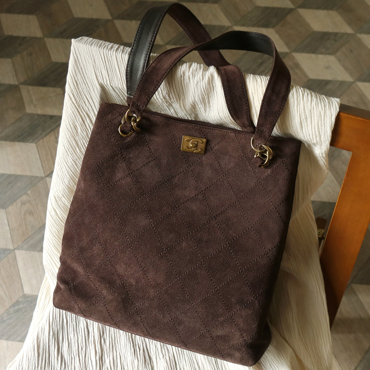 Chanel Vintage Dark Brown Quilted CC Turn lock Matelasse Shoulder Tote Bag