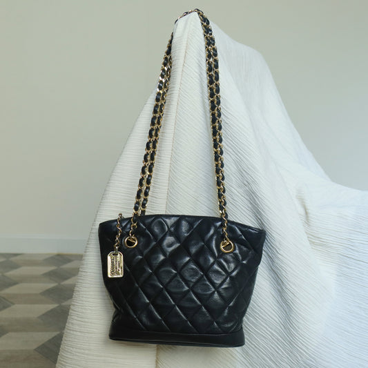 Vintage Chanel Black Lambskin Diamond Quilted CC charm Basket style Shoulder Bag
