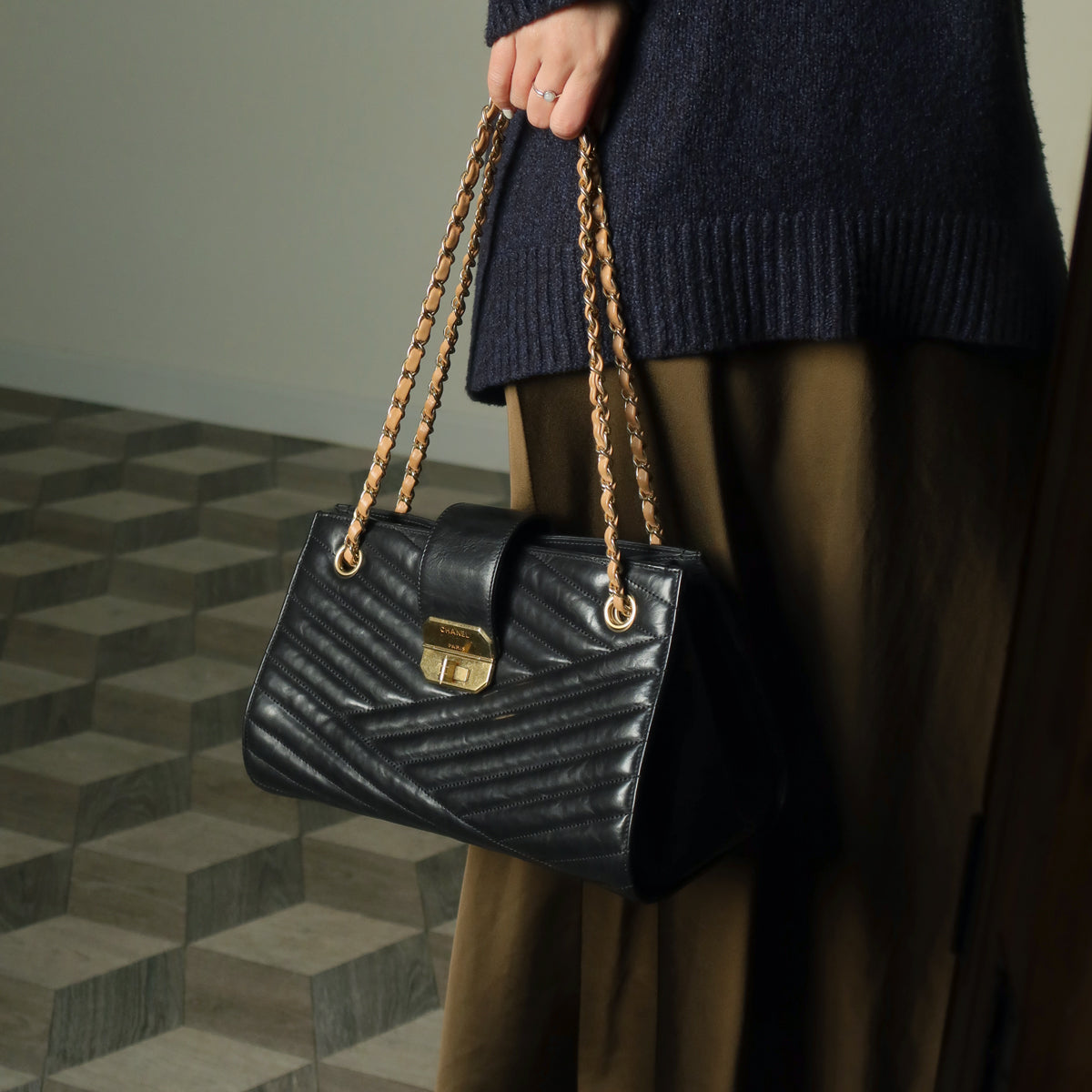 Chanel Vintage Black Lambskin 2.55 Chevron Gabrielle 2way Shoulder Bag