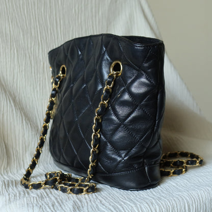 Vintage Chanel Black Lambskin Diamond Quilted CC charm Basket style Shoulder Bag